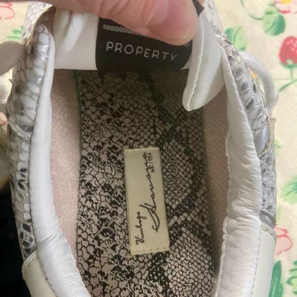 Vintage Havana sneakers size Women 10/Men 9 like new - Picture 4 of 7